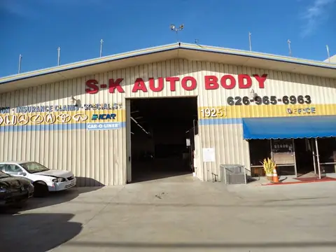 S-K Auto Body (SK汽车钣金维修中心) SK 오토바디 in Rowland Heights