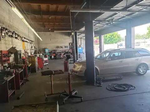Concierge Autoworks in San Fernando