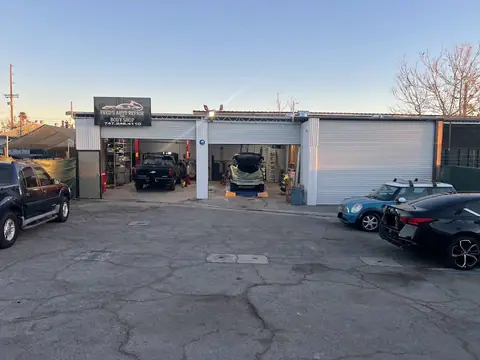 Fred's Auto Repair and Body Shop in San Fernando