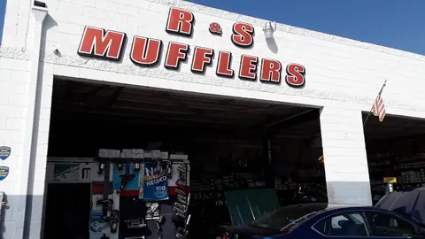R & S Mufflers in San Fernando