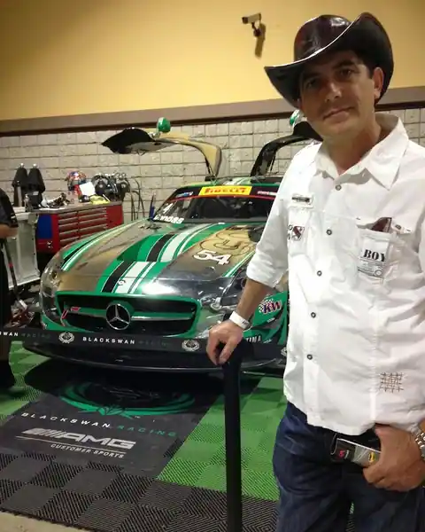 Starko Auto Services in San Fernando
