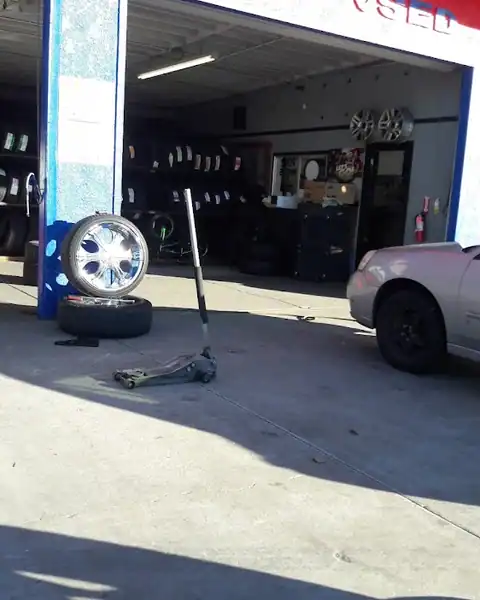 Perez Wheels & Tires in San Jacinto