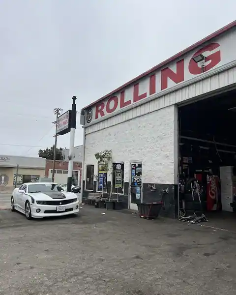 Rolling Tires & Wheels in San Pedro