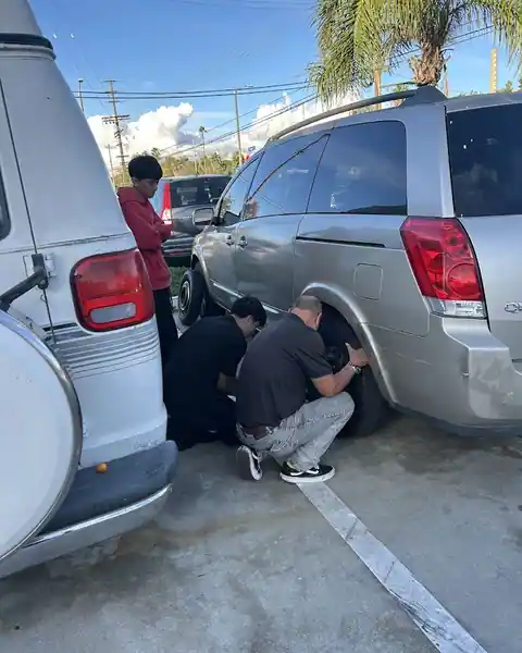Y & S Auto Body Shop in San Pedro