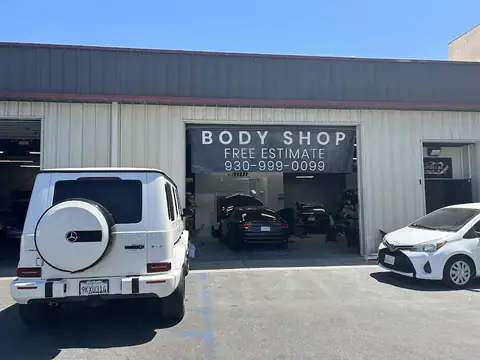 CARDINAL COLLISION CRAFT in Santa Clarita