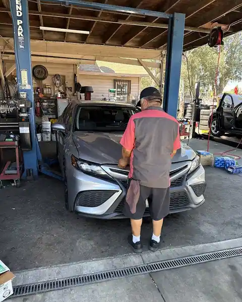 Guzman Tires & Auto Repair in Santa Clarita