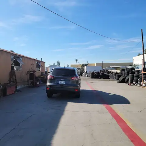 A & B Tires in Santa Fe Springs