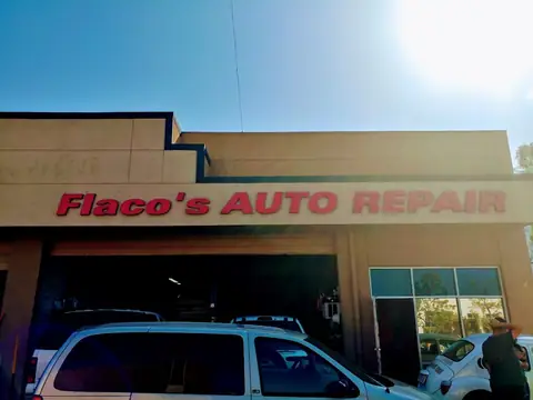 Flacos Auto Repair in Santa Fe Springs