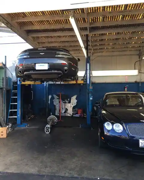 Otto's European Coach Werks in Santa Monica
