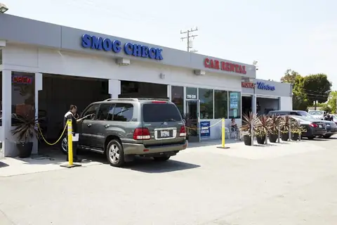 Auto repair in Santa Monica, CA