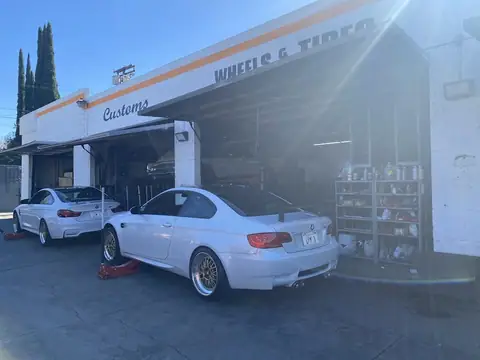Barkley Tire & Services in Sherman Oaks