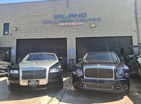 Island Collision Center in Sherman Oaks