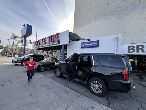 Service Tire Co. in Sherman Oaks
