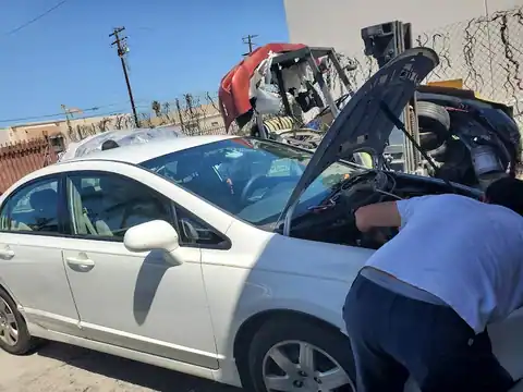 ML AUTO BODY in South El Monte