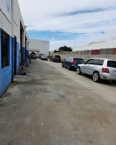 New World Automotive in South El Monte