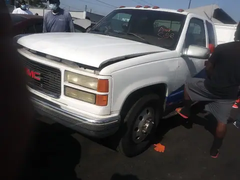 Pacheco's Auto Rebuilders in South Gate