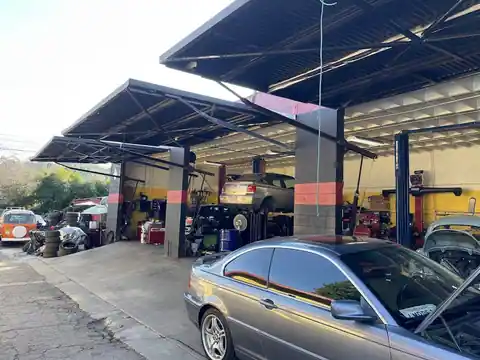 Husco German Auto Services in South Pasadena