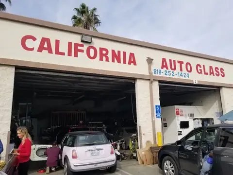 California Auto Glass G.G in Sun Valley