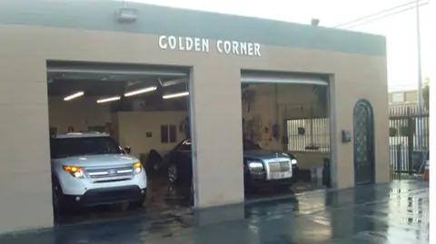 Golden Corner Auto Body in Sun Valley