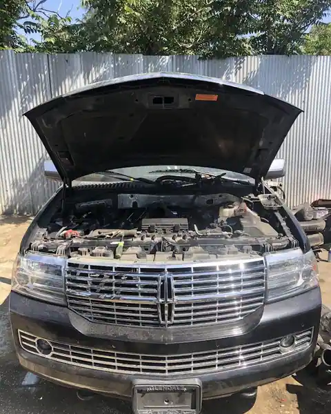 Rainbow Auto Dismantling & Repair in Sun Valley