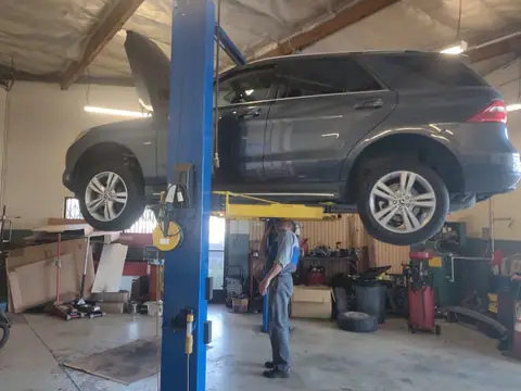 Shadow Hills Mercedes Benz Services in Sun Valley