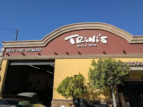 Trini's Auto Body in Sun Valley
