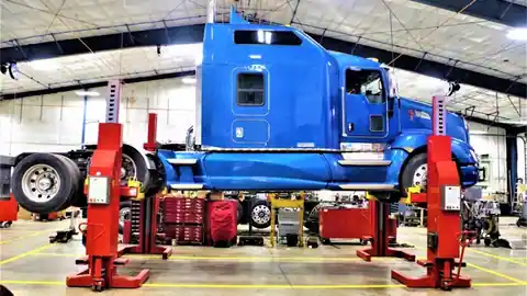 Auto repair in Sylmar, CA