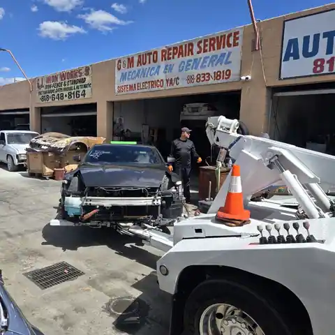 G & M Auto Repair in Sylmar