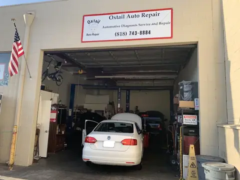 Oxtail Auto Repair in Tarzana