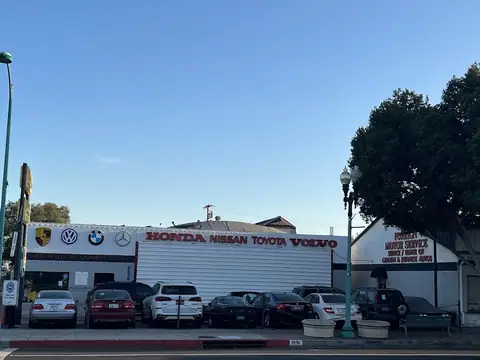 Foreign Motors Body Shop in Temple City