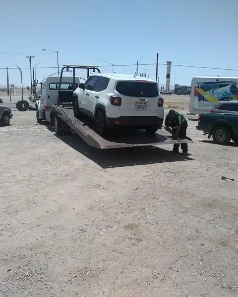 Esquivel New and Used Tires in Thermal