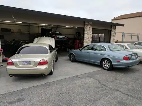 Al's Jaguar and Land Rover Independent Service and Repair in Torrance