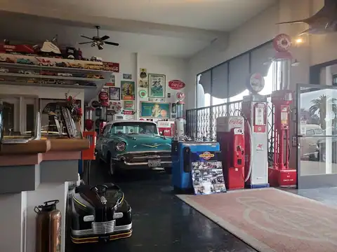 Ron's Body Shop in Torrance