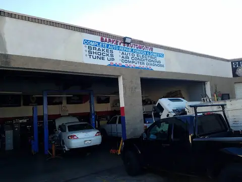 Barkev's Automotive in Tujunga