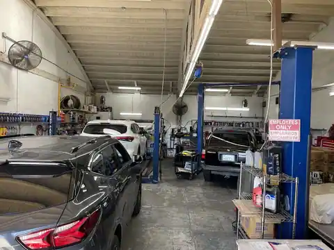 V&S Complete Auto Repair in Tujunga