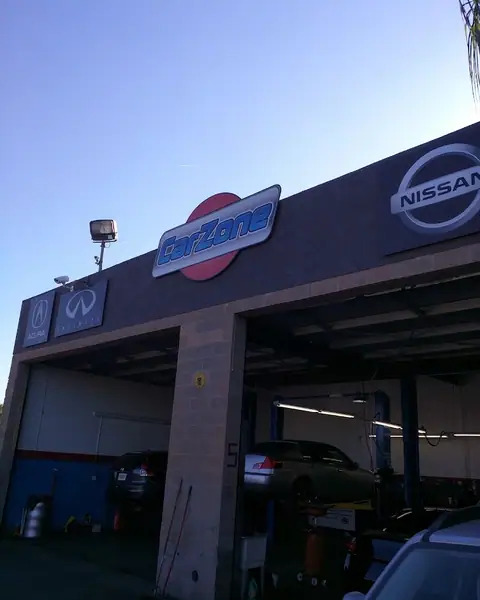 CarZone Auto Repair in Van Nuys