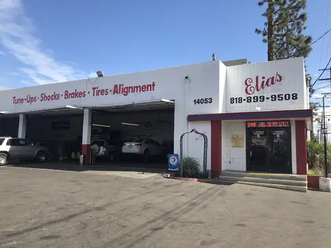 Elias Brakes & Tires Inc in Van Nuys