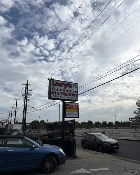 Larry's Automotive in Van Nuys