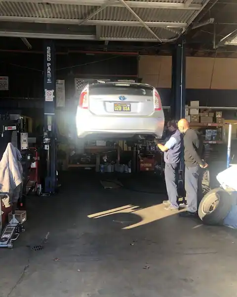 Tires U Love in Van Nuys