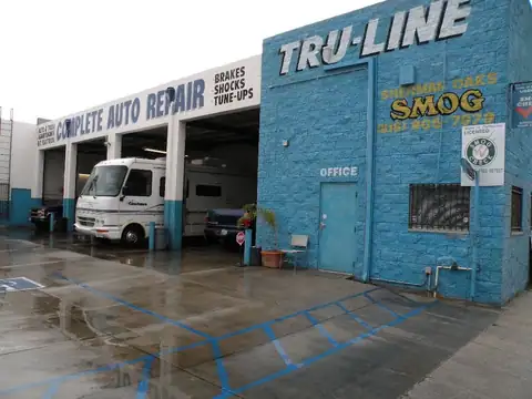 Tru-Line Auto, Truck, RV Tire and Service. in Van Nuys
