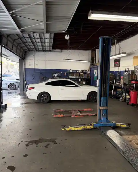 Victory Auto Service Center Inc in Van Nuys