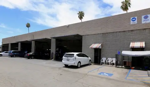 Whitney Auto Service in Van Nuys