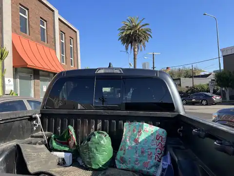 Brady's Auto Glass in Venice