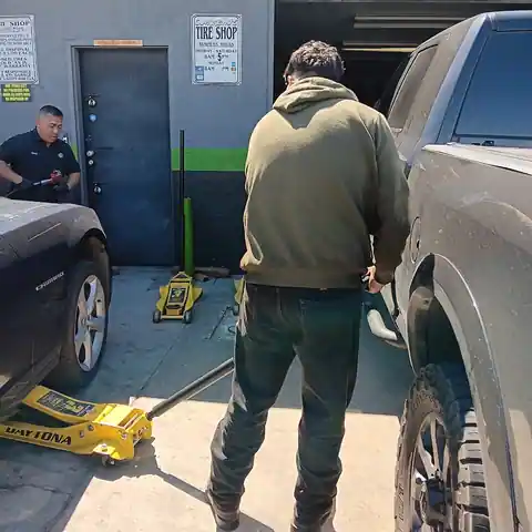 Carrenos Tire Shop in Victorville