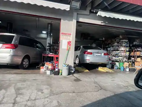 Ling Auto Services Inc in Walnut
