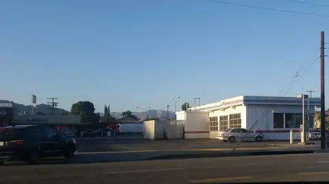 A-Z Auto Technicians in West Hills