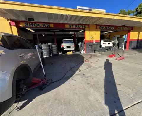 3 Brother's Tires & Wheels in Whittier