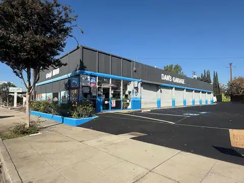 Craig's Automotive/Dans Garage inc in Whittier
