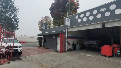 Hadley Auto body in Whittier