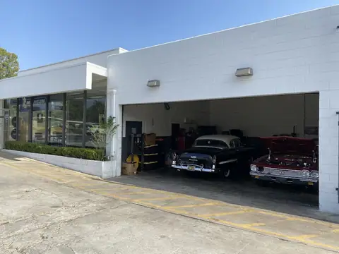 Pacific Tire Motorsports in Whittier